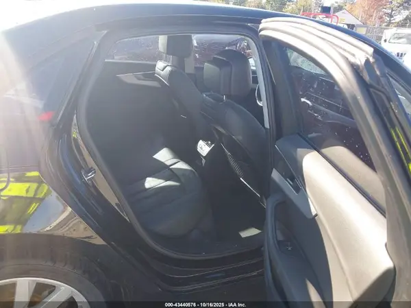 WAUGNAF45HN008154 2017 AUDI A4 - Image 8