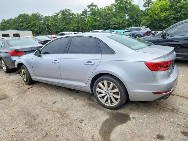 WAUGNAF45HN037993 2017 AUDI A4 - Image 2
