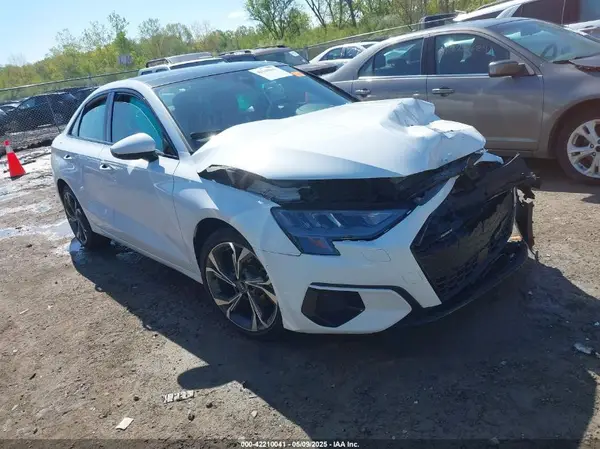 WAUGUDGY7NA100357 2022 AUDI A3 - Image 1