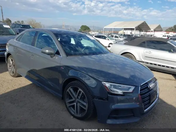 WAUGUGFF1J1000430 2018 AUDI A3 - Image 1
