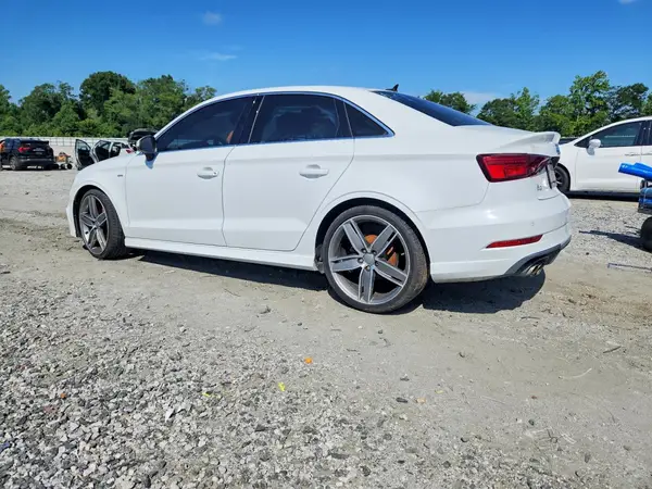 WAUGUGFF3KA062915 2019 AUDI A3 - Image 2