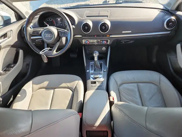WAUGUGFF5H1042285 2017 AUDI A3 - Image 8