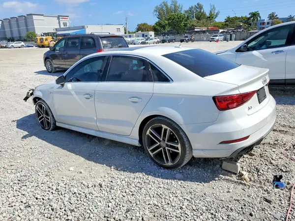 WAUGUGFF5J1035861 2018 AUDI A3 - Image 2