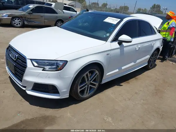 WAUGUGFF6J1034427 2018 AUDI A3 - Image 2