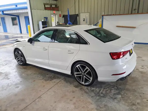 WAUGUGFF9J1071553 2018 AUDI A3 - Image 2