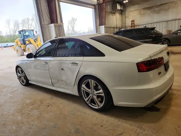 WAUH2AFC7GN038579 2016 AUDI S6 - Image 2