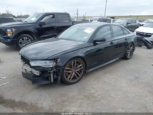 WAUHFAFC1HN053410 2017 AUDI S6 - Image 2