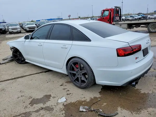 WAUHFAFC4JN008239 2018 AUDI S6 - Image 2
