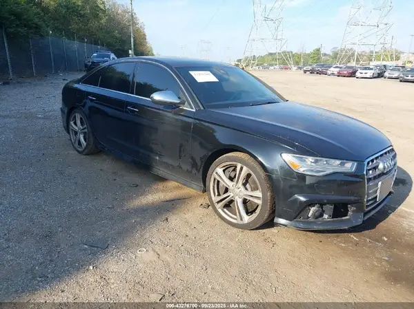 WAUHFAFC8JN057587 2018 AUDI S6