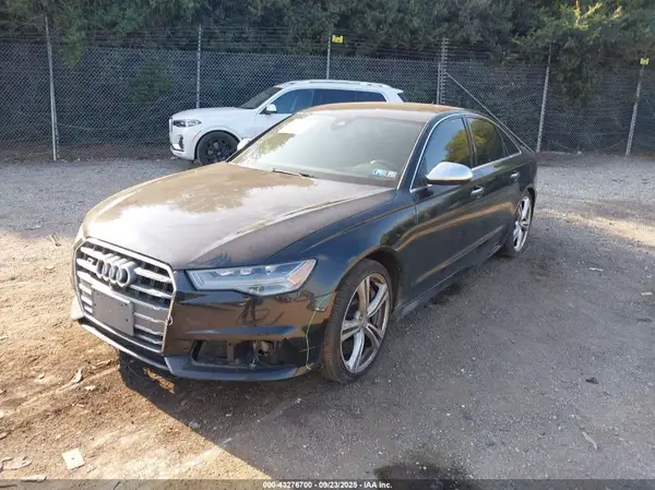 WAUHFAFC8JN057587 2018 AUDI S6 - Image 2