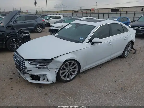 WAUHMAF41KN006402 2019 AUDI A4 - Image 2