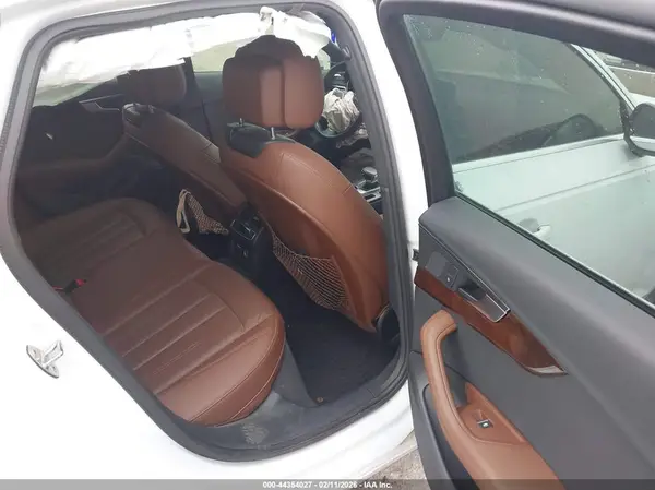 WAUHMAF41KN006402 2019 AUDI A4 - Image 8