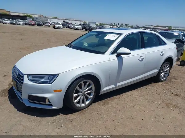 WAUHMAF44KN006880 2019 AUDI A4 - Image 2