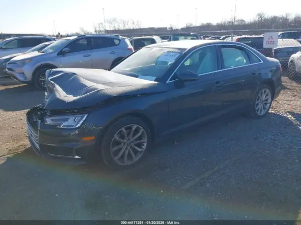 WAUHMAF46KN002183 2019 AUDI A4 - Image 2