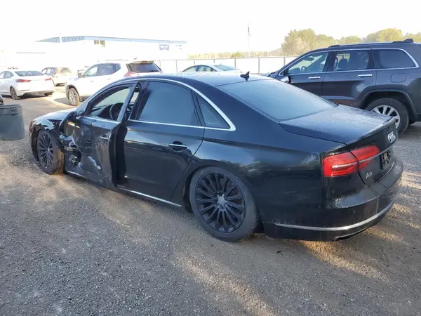 WAUJ4AFD1GN021961 2016 AUDI A8 - Image 2