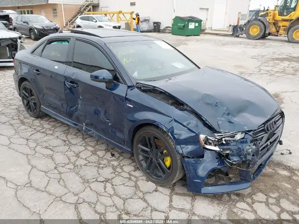 WAUJ8GFF0J1045742 2018 AUDI A3 - Image 1