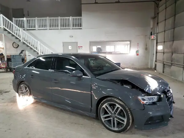 2018 AUDI A3 COPART lot 81088714 auction photo 4