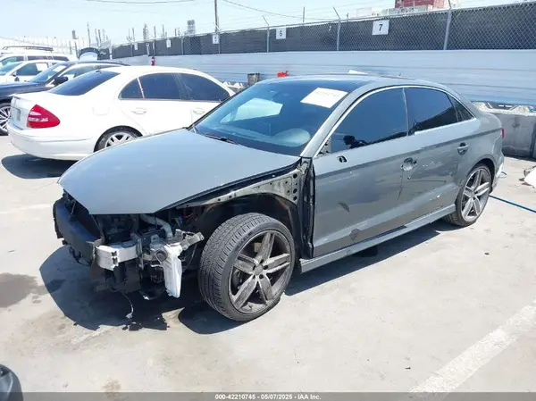WAUJ8GFF3J1077424 2018 AUDI A3 - Image 2