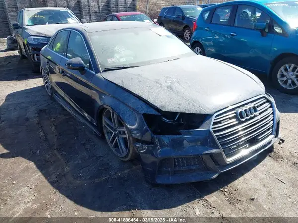 WAUJ8GFF4H1079533 2017 AUDI A3 - Image 1