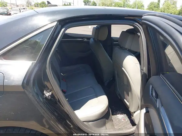 WAUJ8GFF5H1044886 2017 AUDI A3 - Image 8