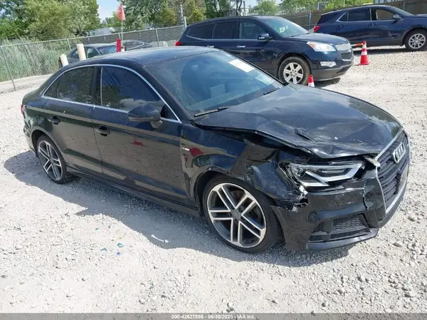 WAUJ8GFF7H1032481 2017 AUDI A3 - Image 1