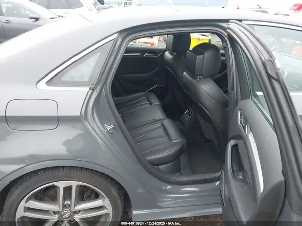 WAUJ8GFF8H1047670 2017 AUDI A3 - Image 8
