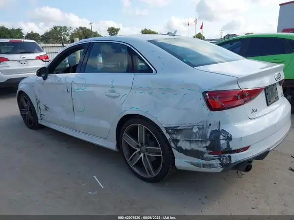 2017 AUDI A3 IAAI lot 42907520 auction photo 6