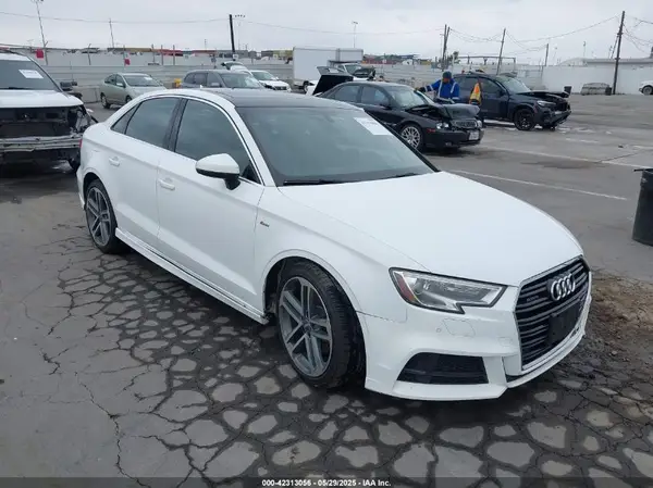 WAUJ8HFFXH1047739 2017 AUDI A3 - Image 1