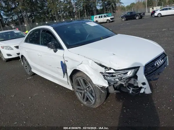 WAUJEGFF0KA092795 2019 AUDI A3 - Image 1