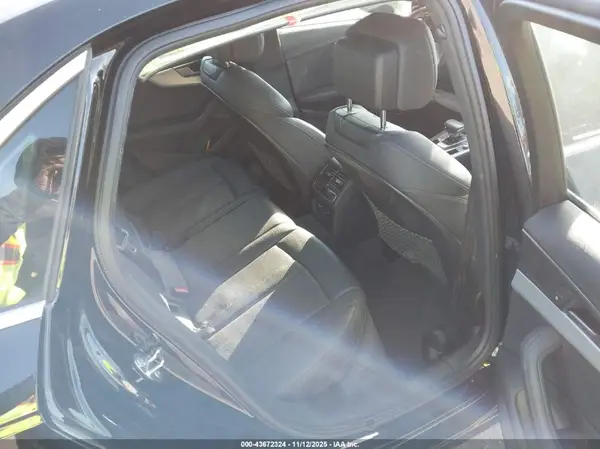 WAUJMAF41KN011407 2019 AUDI A4 - Image 8