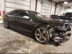 WAUJSAFD6GN001243 2016 AUDI S8