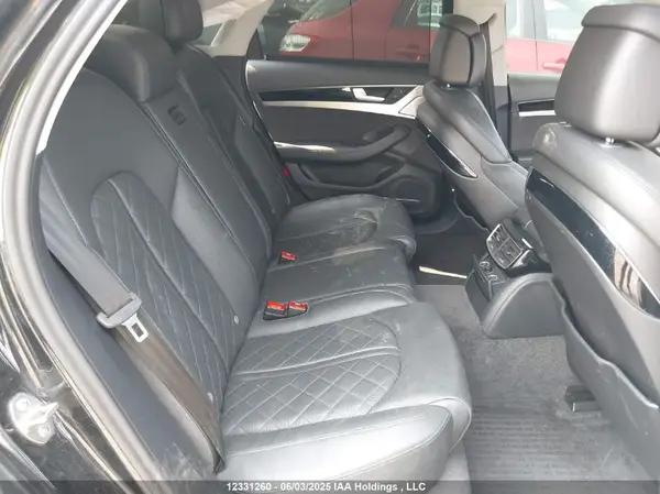 WAUK3AFD0JN000131 2018 AUDI A8 - Image 8
