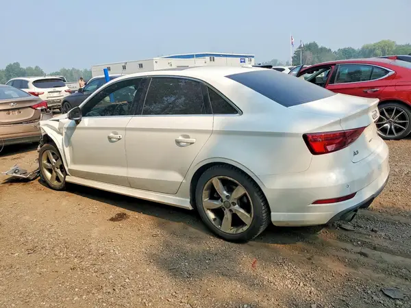 WAUK8GFF1J1036701 2018 AUDI A3 - Image 2