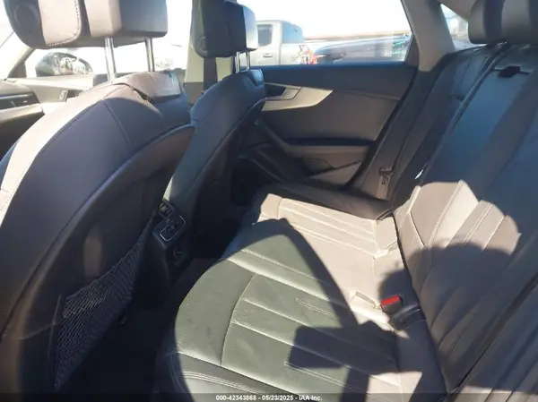 WAUKMAF40JA068336 2018 AUDI A4 - Image 8