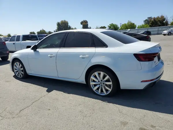 WAUKMAF40JA224990 2018 AUDI A4 - Image 2