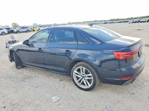 WAUKMAF41HN043982 2017 AUDI A4 - Image 2