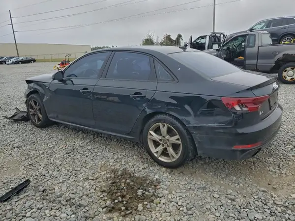 WAUKMAF41JA029612 2018 AUDI A4 - Image 2