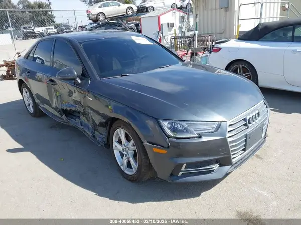 WAUKMAF41JA228059 2018 AUDI A4 - Image 1