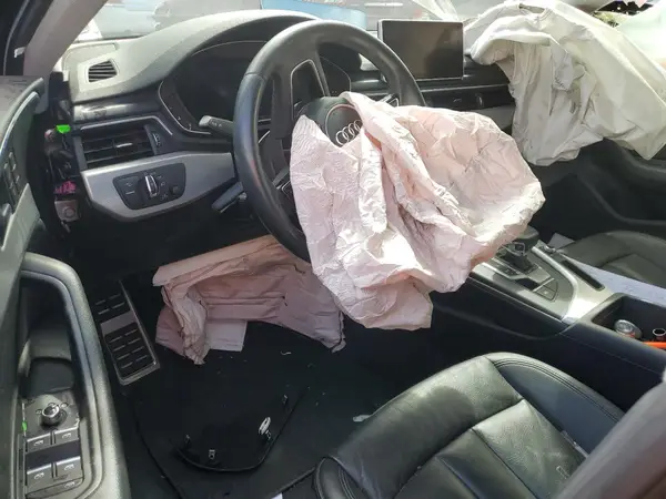 WAUKMAF41JA234198 2018 AUDI A4 - Image 8