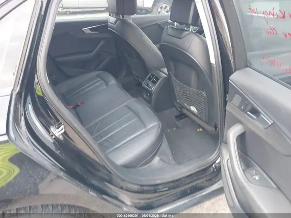 WAUKMAF41JN003049 2018 AUDI A4 - Image 8