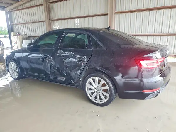 WAUKMAF42JA128018 2018 AUDI A4 - Image 2