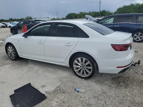 WAUKMAF42JN017896 2018 AUDI A4 - Image 2