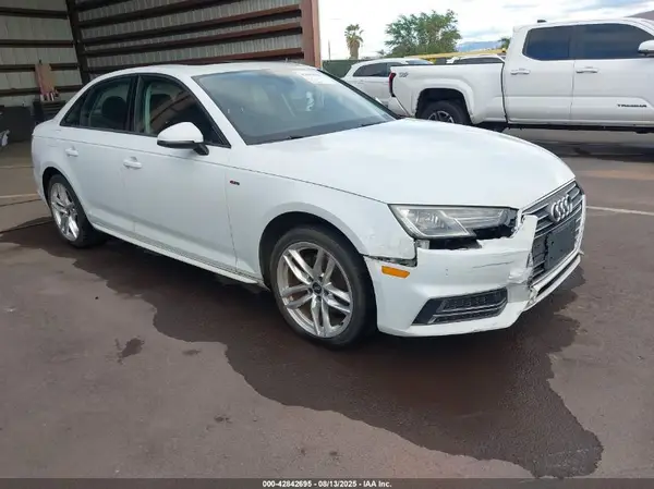 WAUKMAF43HN043739 2017 AUDI A4 - Image 1