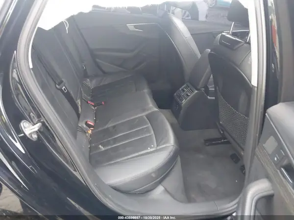 WAUKMAF43JA035055 2018 AUDI A4 - Image 8