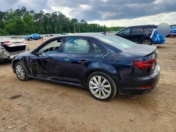 WAUKMAF43JA090413 2018 AUDI A4 - Image 2