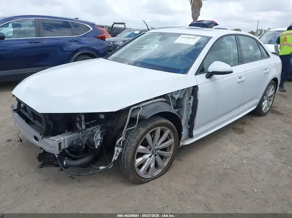 WAUKMAF43JA222649 2018 AUDI A4 - Image 2