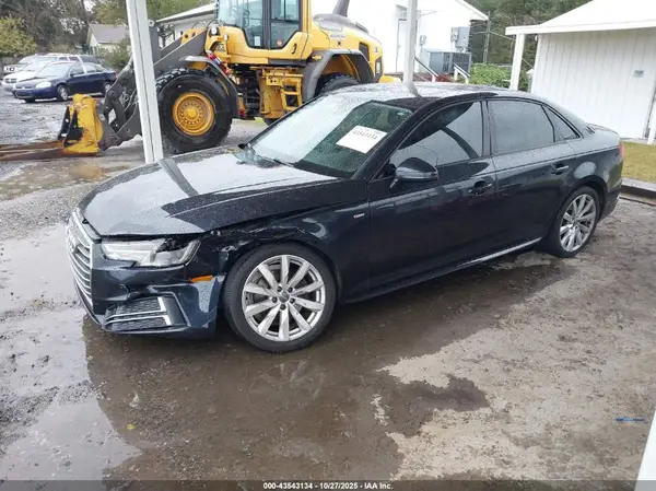 WAUKMAF44JN001828 2018 AUDI A4 - Image 2