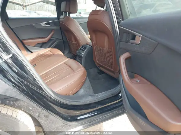 WAUKMAF45JA029659 2018 AUDI A4 - Image 8
