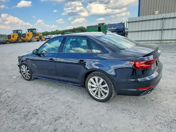 WAUKMAF45JA085648 2018 AUDI A4 - Image 2