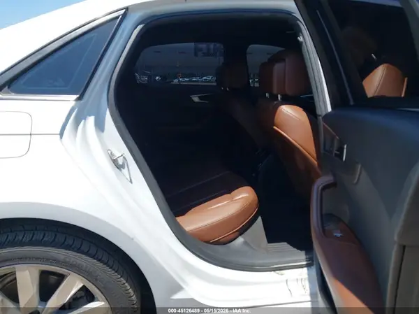 WAUKMAF45JN019464 2018 AUDI A4 - Image 8
